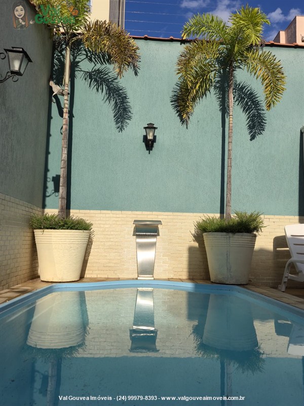 Casa a Venda no Jardim Tropical em Resende