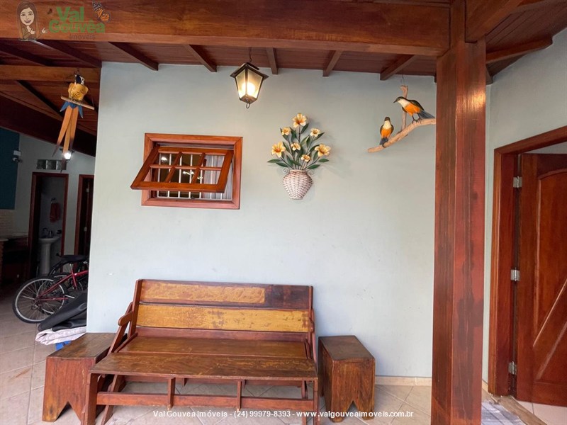 Casa a Venda no Jardim Tropical em Resende