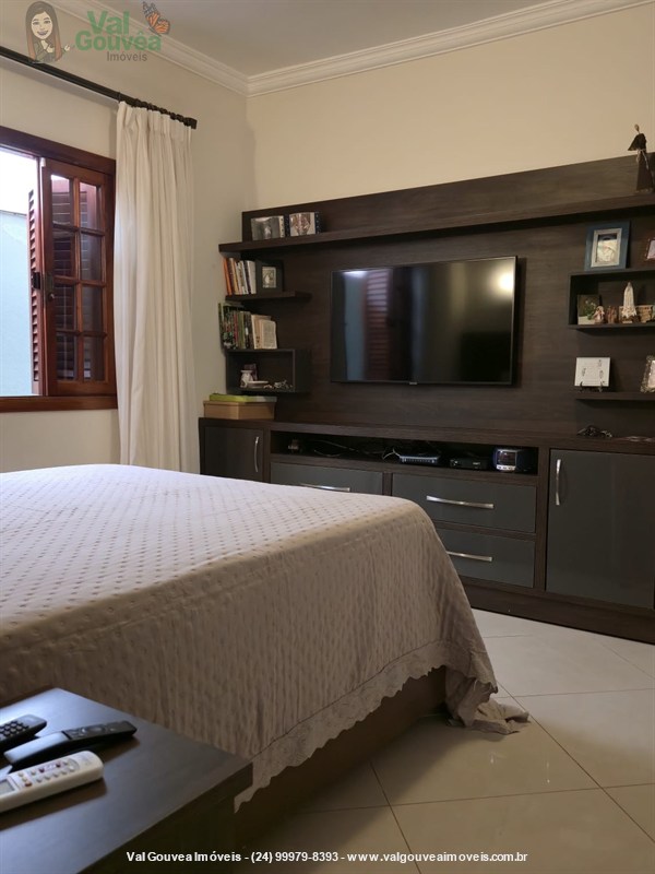 Casa a Venda no Jardim Tropical em Resende