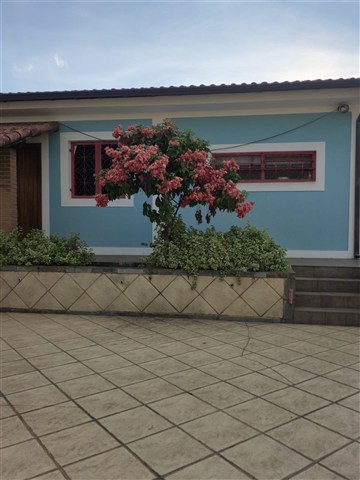 Casa à Venda