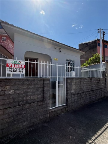 Casa à Venda