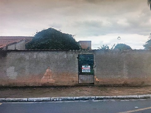 Terreno à Venda