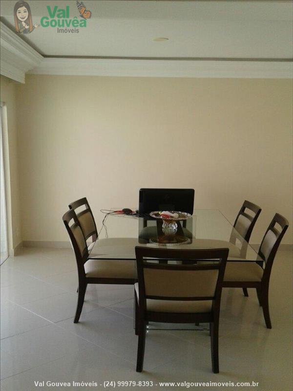 Apartamento para Venda ou Alugar no Comercial em Resende