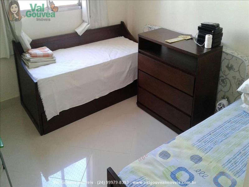 Apartamento para Venda ou Alugar no Comercial em Resende